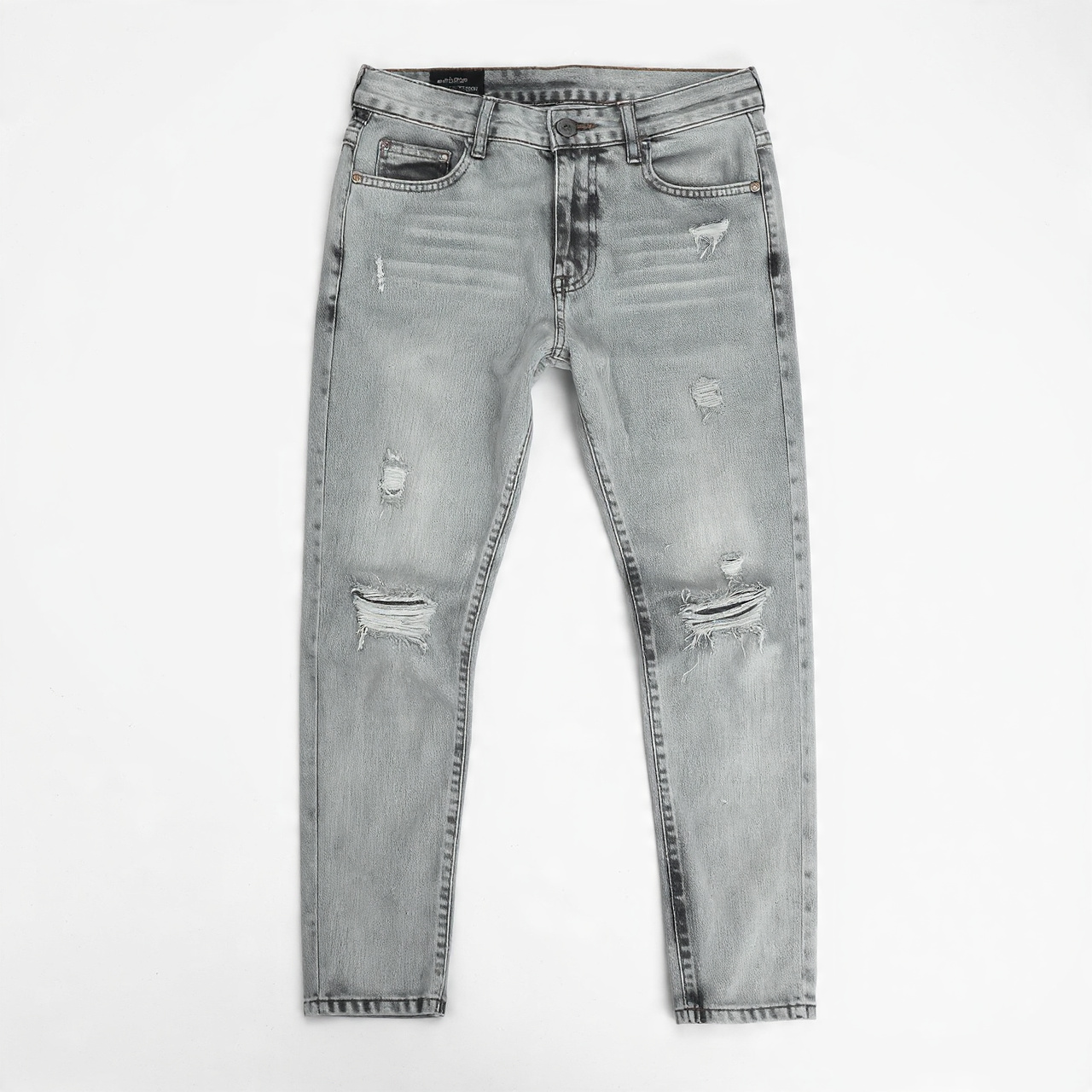 viralopen.click Jeans and Elevated Street Style: A Visual Guide